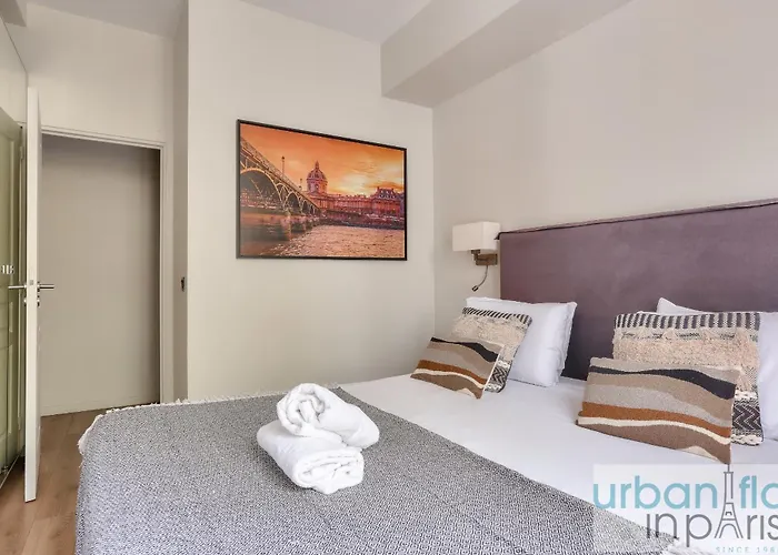 60-luxury Parisian Sebastopol * Paryż